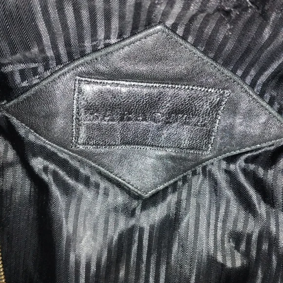 A black leather Baracuta leather jacket - Picture 2 of 2